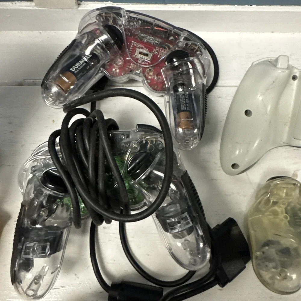 Lot‎ of UNTESTED 8 Controllers Xbox Sony Playstation Game Stop As Is For Parts